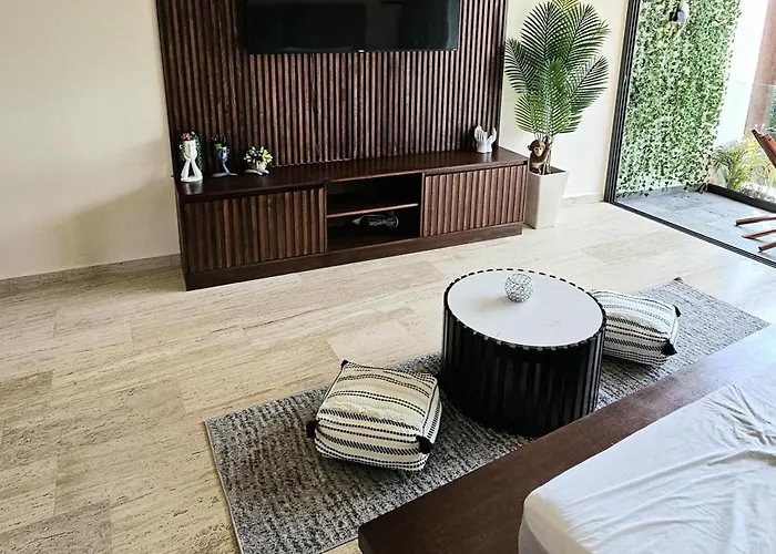 Temple Paradise Luxury 6 Min From