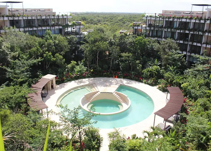Temple Paradise Luxury 6 Min From